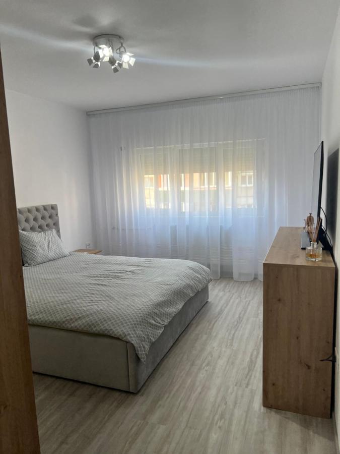 Apartament Tudor Oradea Bagian luar foto